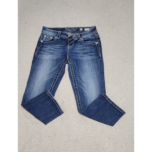 Miss Me Womens Blue Denim Easy Cropped Jeans Embellished Low Rise Size 26 - Picture 2 of 12